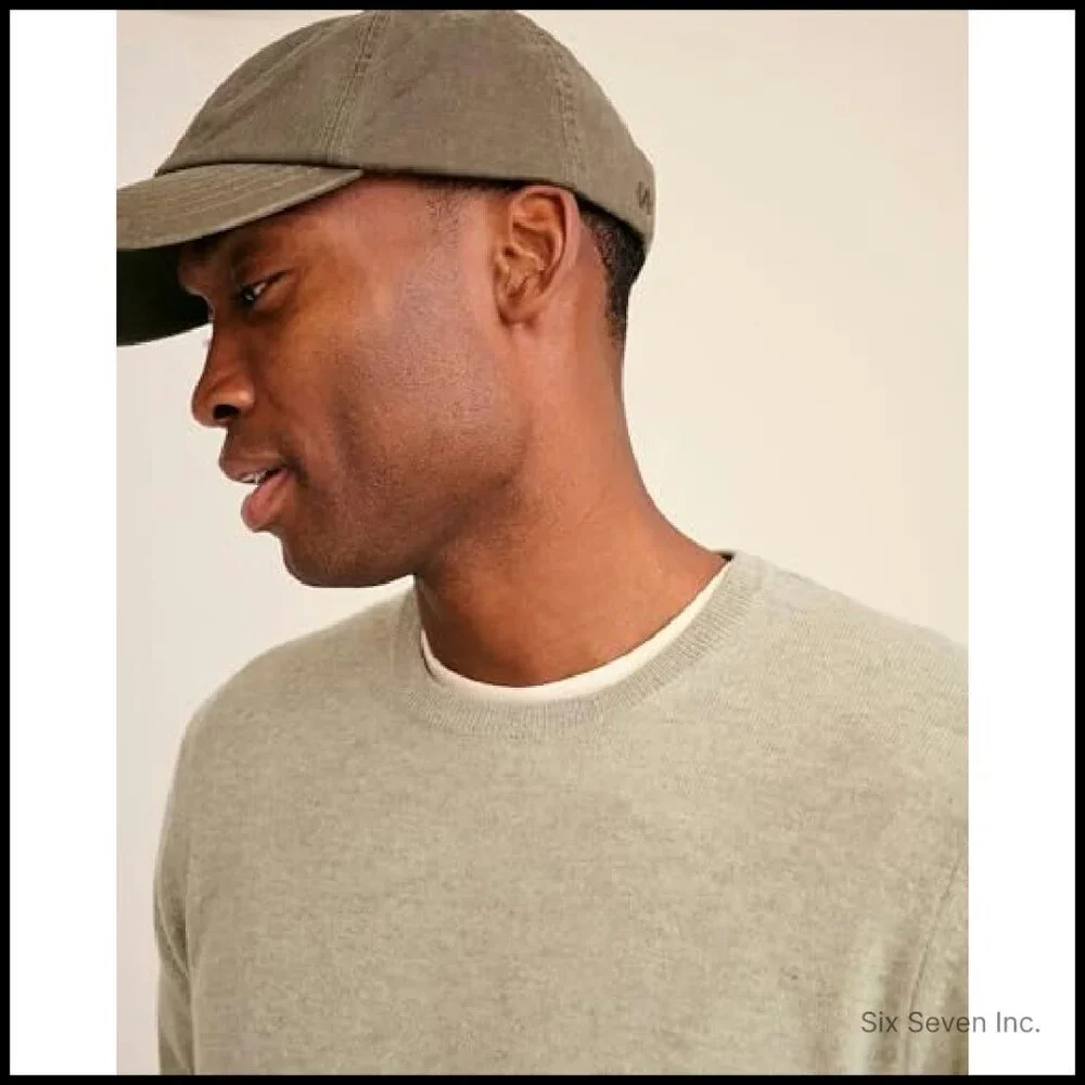 Classic Cashmere Crewneck Sweater Elegant Minimal Chic Timeless Pullover